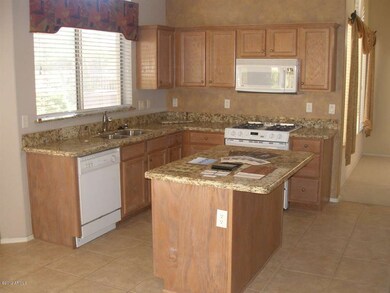 Spacious Kitchen, under- mount sink