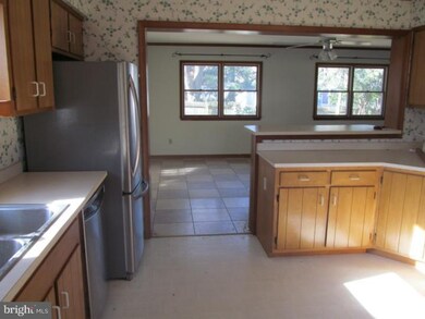 416 Walnut Ave, Lindenwold, NJ 08021 - photo 3