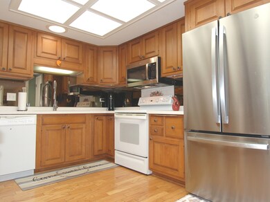 3 Croydon on Duxbury, Rolling Meadows, IL 60008 - photo 3