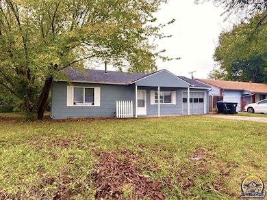 3387 SW Clare Ave, Topeka, KS 66611 - photo 2