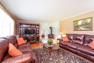 45 Pleasant St, Hooksett, NH 03106 - photo 7