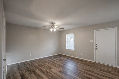 5013 Geddes Ave unit A, Fort Worth, TX 76107 - photo 5