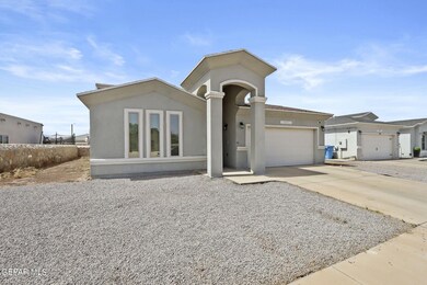 629 Guy Meyers St, Socorro, TX 79927 - photo 4