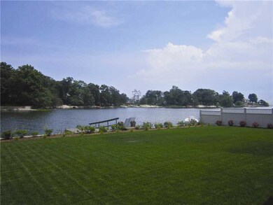 651 Steamboat Rd, Greenwich, CT 06830 - photo 3