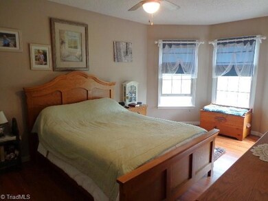 1078 Old Forest Ct, Asheboro, NC 27205 - photo 7