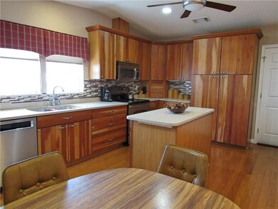 5601 Arrowhead Dr, Zephyrhills, FL 33542 - photo 3