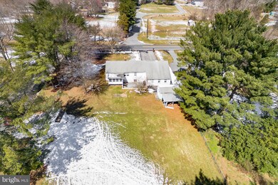 6201 Brooklyn Bridge Rd, Laurel, MD 20707 - photo 4