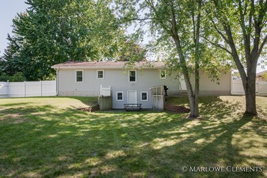 8035 48th Ave-6