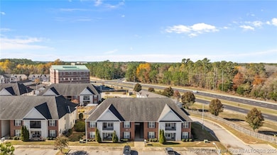 1922 Harcourt Cir unit 104, Fayetteville, NC 28304 - photo 2