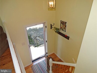 136 Independence Dr, Morrisville, PA 19067 - photo 2