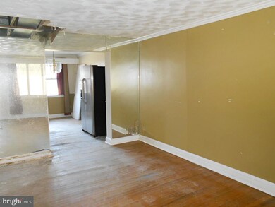 1223 Wicklow Rd, Baltimore, MD 21229 - photo 6