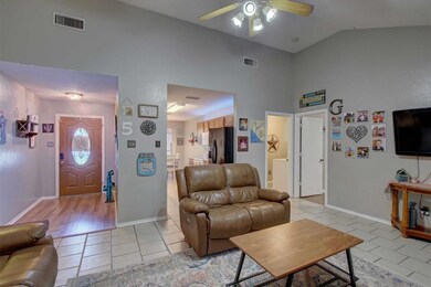 302 Odell St, Cleburne, TX 76033 - photo 4