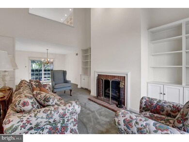 1904 Meadow Ln unit D, Reading, PA 19610 - photo 3