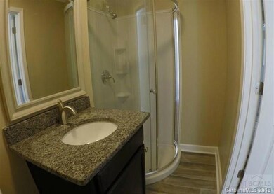 5127 W Piedmont Cir, Conover, NC 28613 - photo 5