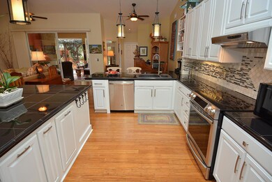Kitchen 5