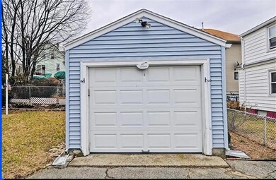 17 Jervis St, Woonsocket, RI 02895 - photo 4