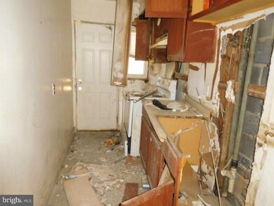 1850 Central Place NE, Washington, DC 20002 - photo 5