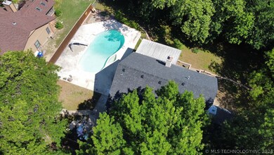 2200 W Edgewater St, Broken Arrow, OK 74012 - photo 4