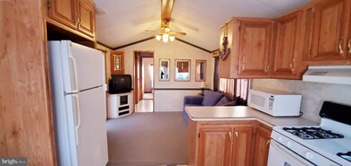 242, 243 / 244 Hopi Omaha Ln unit GLEN 4, Earleville, MD 21919 - photo 6