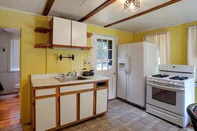 130 County Rd, Buzzards Bay, MA 02532 - photo 5