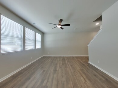 1053 Pepper Stone Dr, Lebanon, TN 37087 - photo 2