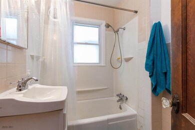 1039 65th St, Windsor Heights, IA 50324 - photo 7