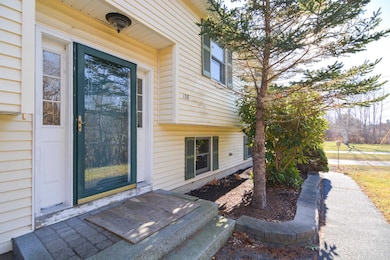 508 Mammoth Rd, Pelham, NH 03076 - photo 3