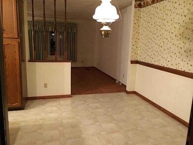 unlisted-address, Erie, PA 16506 - photo 6