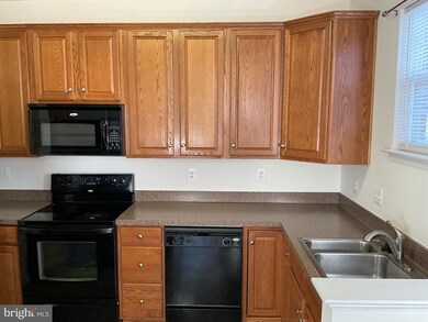 135 Whiskey Creek Cir, Frederick, MD 21702 - photo 6