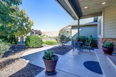 Front Patio 1