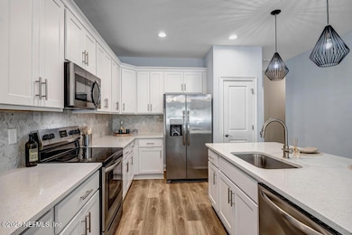 640 Begonia St Kitchen 2