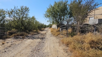 0 Abst 280 Por 10 unit 20255030, Laredo, TX 78045 - photo 2