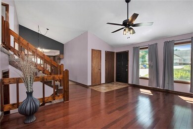 9914 W 49th Place, Shawnee, KS 66203 - photo 6