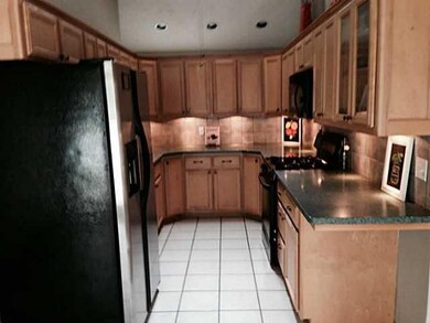 5913 N Harvard Ave, Oklahoma City, OK 73122 - photo 4