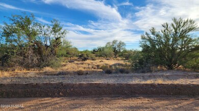 1.54 acres in Pima, AZ (15)