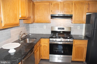 202 Salem Ct unit 10, Princeton, NJ 08540 - photo 2