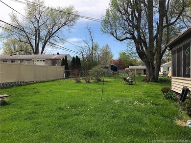 1749 S Audubon Dr, New Albany, IN 47150 - photo 6