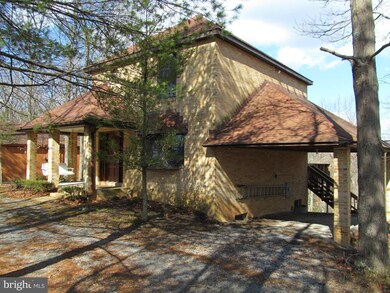 726 Point Rd, Bentonville, VA 22610 - photo 3