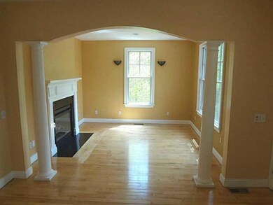 Den/Family/Great Room. COLUMNS AND ROUNDED ARCH WA