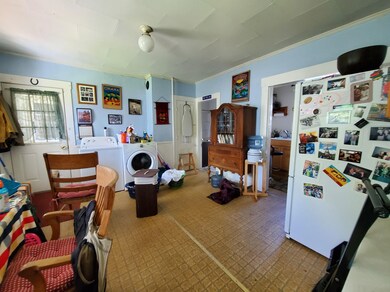 327 Cliff St, Saint Johnsbury, VT 05819 - photo 4