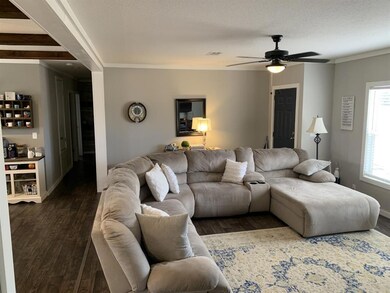 217 Bryon Dr, Weatherford, TX 76085 - photo 2