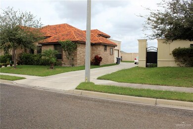 2301 W Jordan Dr, Edinburg, TX 78539 - photo 2