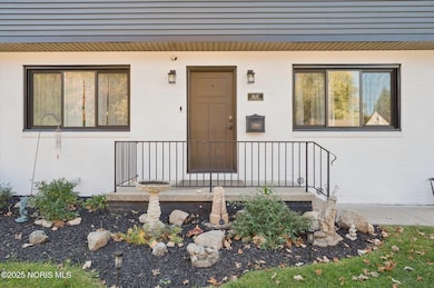 4647 Hannaford Dr, Toledo, OH 43623 - photo 3