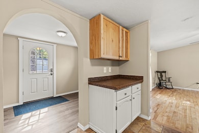 127 shaker rd, gray_025