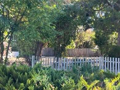 1439 NW Washington Blvd, Grants Pass, OR 97526 - photo 2