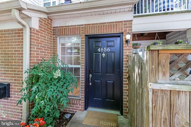 4656 Lambert Dr, Alexandria, VA 22311 - photo 2