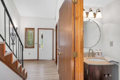 201 Millwright Dr, Nashua, NH 03063 - photo 3