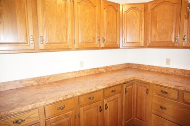8 x 6 butler pantry off kitchen