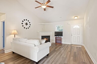 5 Calalla Ct, Taylors, SC 29687 - photo 4