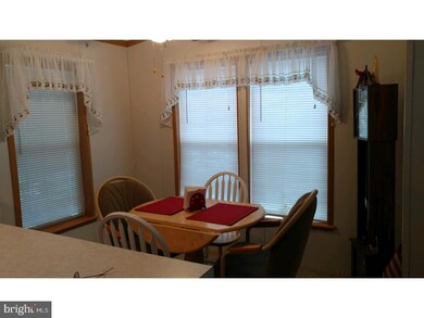 136 Little Ln, Williamstown, NJ 08094 - photo 5